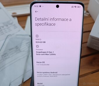 Mobilní telefon Xiaomi 12 / 8GB RAM / 256GB / v záruce - 5