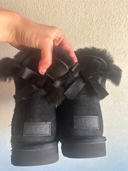 Ugg Bailey Bow boty/válenky vel.37 - 5