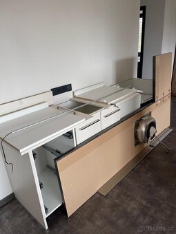 Kuchyňský kout - úplně nový a nepoužívaný - 5