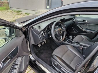 Mercedes W176 A180  NAVI KŮŽE BIXENONY garážovaný - 5