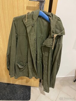 Prodám starší bundy a kabát - 5