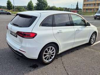 Mercedes-Benz B180 (2019) - 5