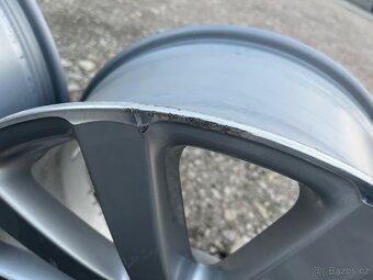 Alu disky R20 VW Touareg - 10000 Kč / 400 € / dohoda - 5