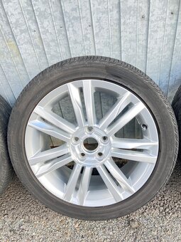 Koncernová alu kola VW 7x17" ET-49, pneu Bridgestone 225/45 - 5