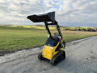 SMYKOVÝ NAKLADAČ LRT360 - 5