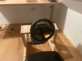 Herní kokpit logitech  domácí výroba - 5