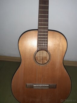 Kytara Max Fisher. - 5