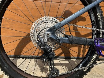 Prodám Horské Enduro kolo Qayron carma MKII EN 3F 27,5" - 5