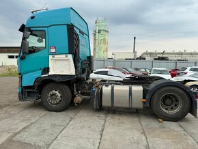 Renault T 345kw rv:2015/2 havarovane. Motor start - 5