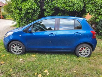 Toyota yaris 1.3 - 5