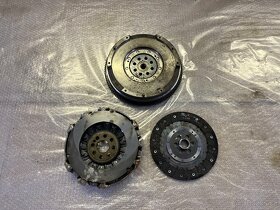KOMPLETNÍ SPOJKOVÁ SADA VALEO C0704075, 2.0D BMW E90,91,X3.. - 5