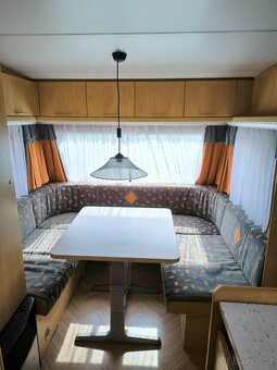Rodinný karavan Burstner 480 Sportiv - palandy - 5