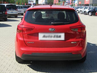 Kia Ceed 1.6 CRDi , 94 kW nafta, 2015 - 5