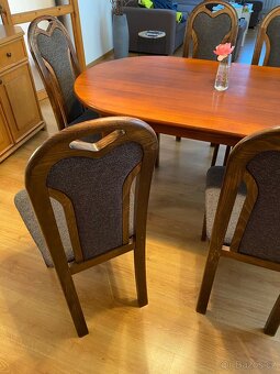 Oválný stůl a 6 židlí - 5