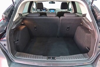 Ford Focus 1.5 TDCi 88kW,Cool&Connect,ZÁRUKA,Serviska,2xkola - 5