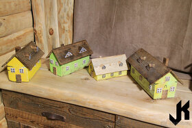 Dřevěný domeček žlutá chalupa AT057 - 5