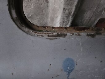 Volha 2402 víko kufru, volat - 5