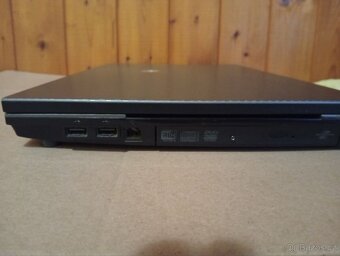 Notebook HP 620 s napájecím adaptérem. - 5