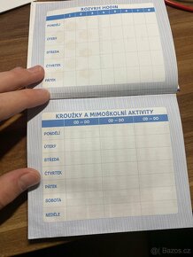 Školní zápisník se smajlíky - kalendář, taháky a vtipy - 5
