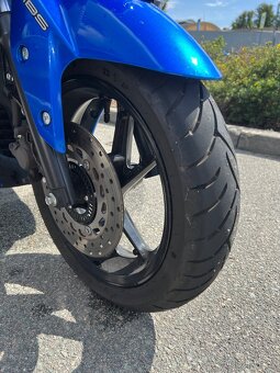 Yamaha NMAX 125 (2018) – 5600 km, TOP stav - 5