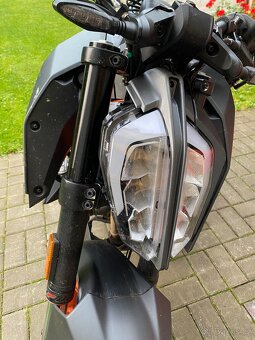 KTM Duke 125 (2021) – pojízdná, kosmetické vady - 5