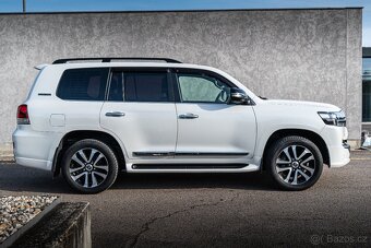 Toyota Land Cruiser 4.5 L V8 Executive Lounge - 5