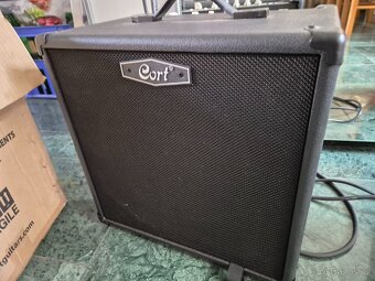 Ak.basa cort + kombo cort 40W - zánovní - 5