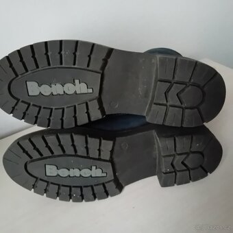 dámské zimní pohorky  vel. 40   zn. Bench - 5