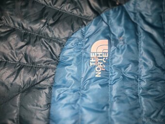 The NORTH FACE 800PRO perova bunda vel .XL stav 8/10 , - 5