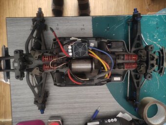 letadla, autíčka prodám , uklízím sklad - 5