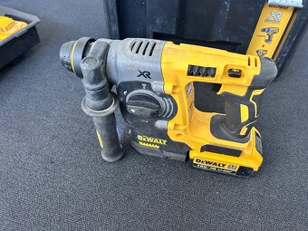 Set Dewalt DCH273 vrtaci kladivo a prislusenstvi - 5