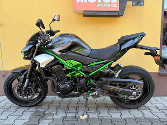 Kawasaki Z900 - 5