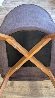 Polstrované křeslo - 5