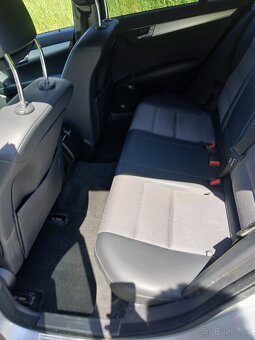 Prodám Mercedes C320 - 5