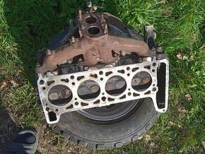 Hlava motoru vaz 2101 - 5