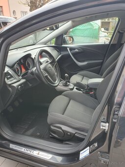 Opel astra J 1,4 COMBI - 5