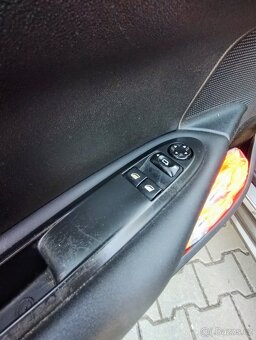 Citroen C4, 1,4 benzín, 70kw, 2012, najeto 171000 - 5