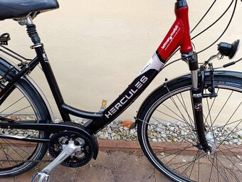 Dámské kolo HERCULES - ALU rám 19" - DEORE LX - 5
