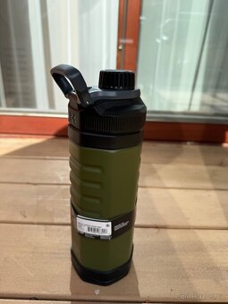 Sportovní láhev Under Armour Offgrid -950ml - 5