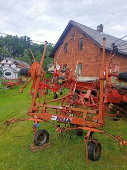 SLEV A- 10 000,- Kč obraceč sena Fella 5,4 m - 5