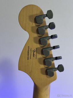 Fender Squier Standard Stratocaster OBEY - 5