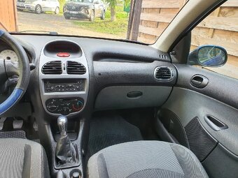 Peugeot 206 - 5