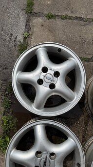 Prodalm 4x lité kola Opel 6Jx15 ET49 rozteč 4x100 - 5