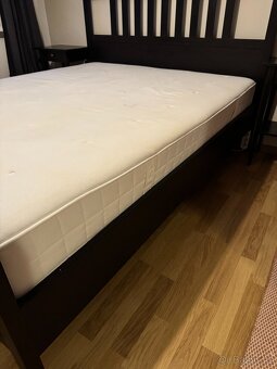 Postel Hemnes + rošt a matrace (160x200cm) - 5