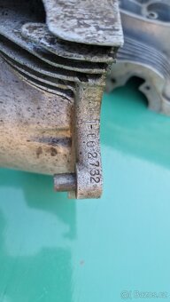 Kartery (bloky motoru) na Jawa 250/353 - 5