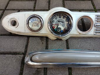 ND na automobil Škoda 1201 sedan aj.? přístrojovka lišta - 5