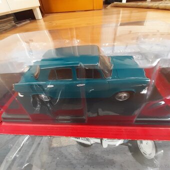 Škoda 105+Škoda 1000 mb+polsky Fiat 126P 1:24 - 5