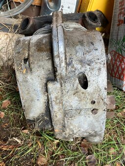 Polomotor různě kompletní Jawa 350/362 Californian - 5