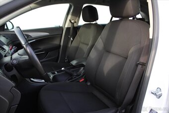 Opel Insignia 2.0 CDTI NAVI (2013) - 5