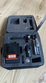 samonivelační přístroj, Nivelak laser - 5